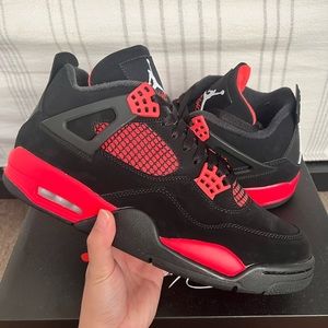Jordan 4 Retro Red Thunder